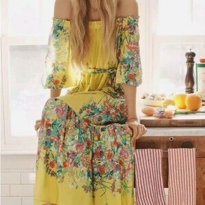 NWT ANTHROPOLOGIE Eliora Off-The-Shoulder Maxi Dress Yellow
Floral Garden M